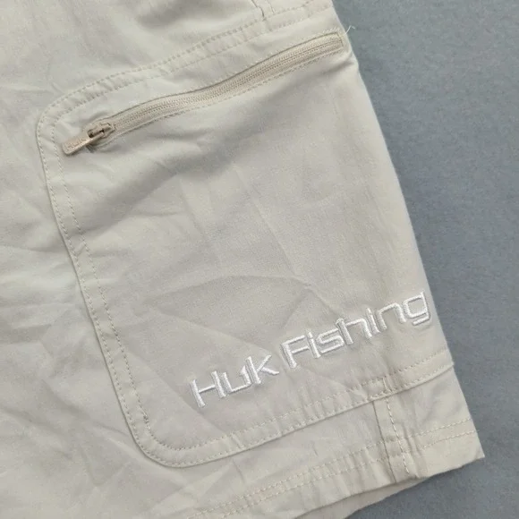 Huk Fishing Performance Shorts Mens XXL 2XL Beige Utility Zip Pocket Outdoor - Picture 2 of 12